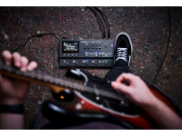 <b>BOSS GX-100 Pedaleira chão Multi-efeitos profissional para Guitarra e Baixo visor a cores sensível ao toque BEST-SELLER</b> <b>BOSS GX-100 Pedaleira chão Multi-efeitos profissional para Guitarra e Baixo visor a cores sensível ao toque BEST-SELLER</b>